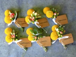 Boutonnieres, Corsages & Hair Blooms svg+xml,%3Csvg%20xmlns%3D%22http%3A%2F%2Fwww.w3 - Boutonnieres, Corsages & Hair Blooms