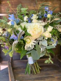 Bridal Bouquets svg+xml,%3Csvg%20xmlns%3D%22http%3A%2F%2Fwww.w3 - Bridal Bouquets