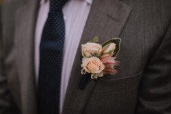 Boutonnieres, Corsages & Hair Blooms svg+xml,%3Csvg%20xmlns%3D%22http%3A%2F%2Fwww.w3 - Boutonnieres, Corsages & Hair Blooms