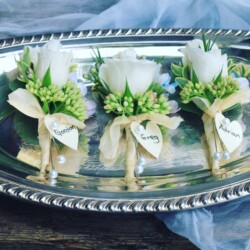 Boutonnieres, Corsages & Hair Blooms svg+xml,%3Csvg%20xmlns%3D%22http%3A%2F%2Fwww.w3 - Boutonnieres, Corsages & Hair Blooms