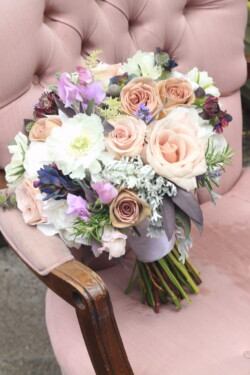 Bridal Bouquets svg+xml,%3Csvg%20xmlns%3D%22http%3A%2F%2Fwww.w3 - Bridal Bouquets