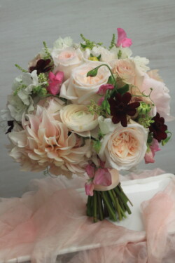 Bridal Bouquets svg+xml,%3Csvg%20xmlns%3D%22http%3A%2F%2Fwww.w3 - Bridal Bouquets